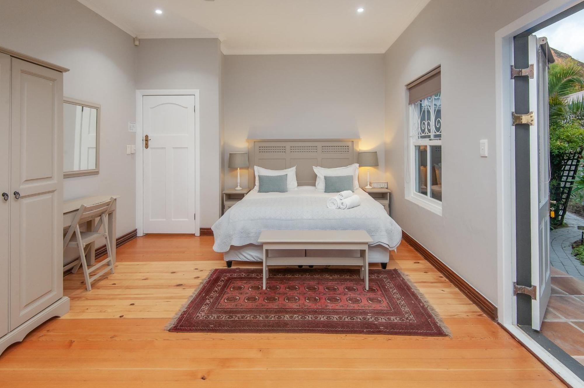 Villa Blu Guesthouse Херманус Экстерьер фото